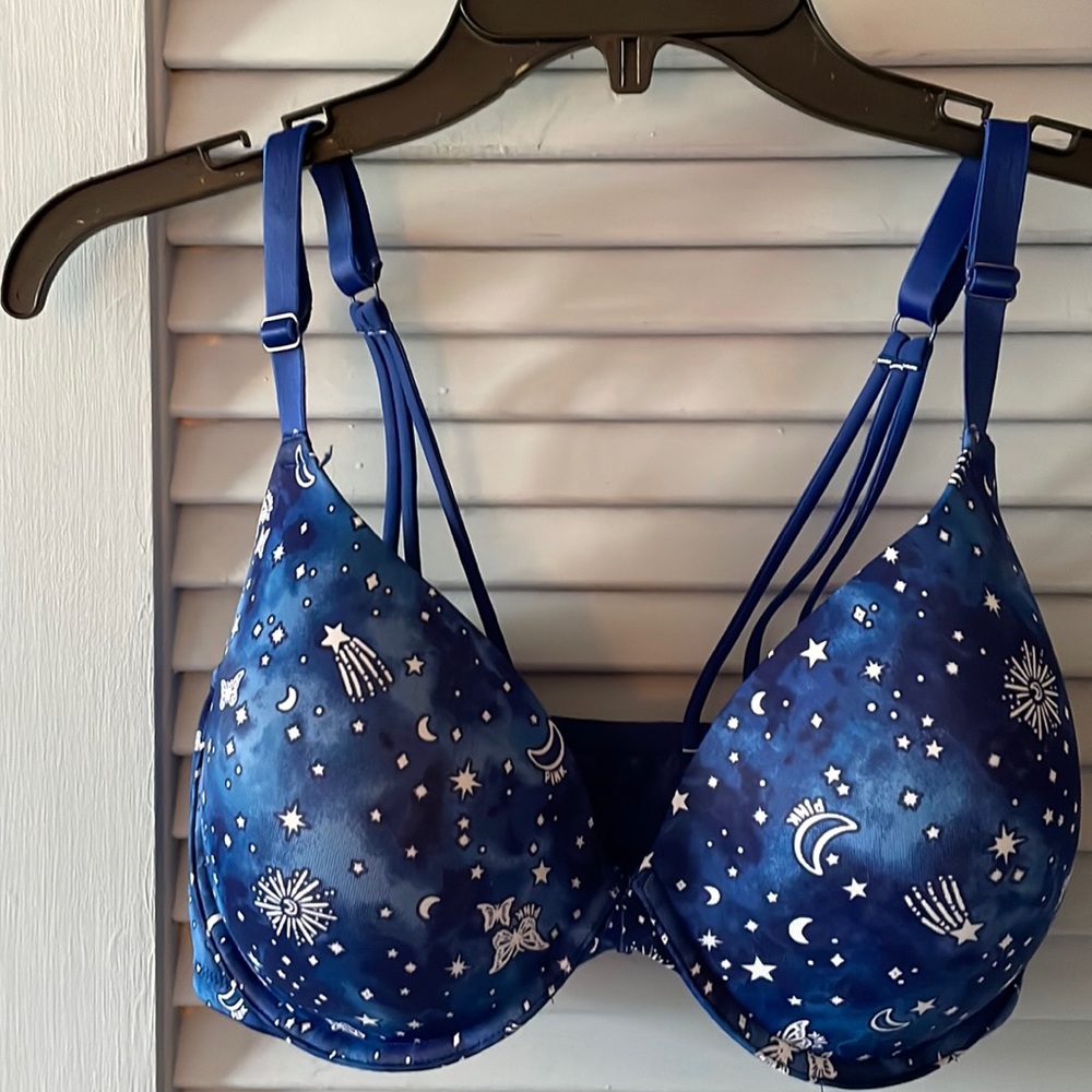 PINK Victorias Secret Front Close Bra NWOT Size 36 DD